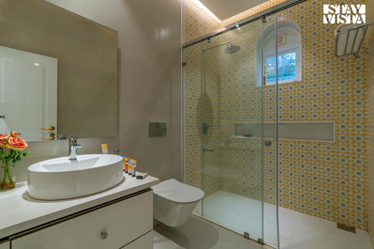 White Whale The Lux Collection By Stayvista Parra Extérieur photo